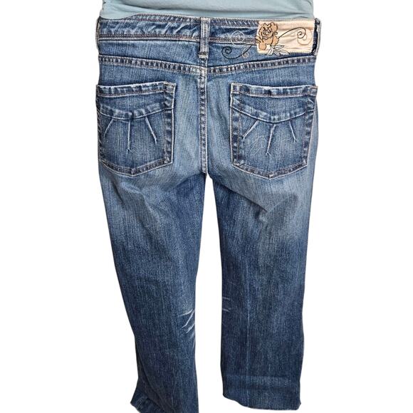 White‎ House Black Market Womens Capri Jeans 2 Blue Raw Hem Stretch Embroidered - Picture 7 of 13